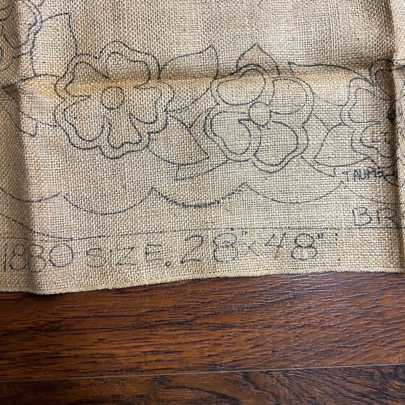 Vintage Floral Stamped Burlap For Rug Making #1880 28x48 - Picture 9 of 12